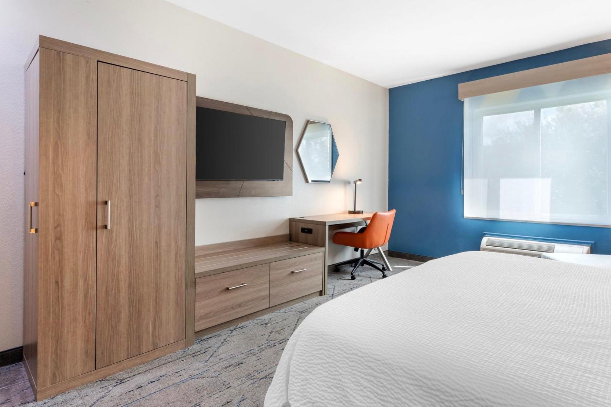 Holiday Inn Express Hotel And Suites Alice By Ihg Exterior photo