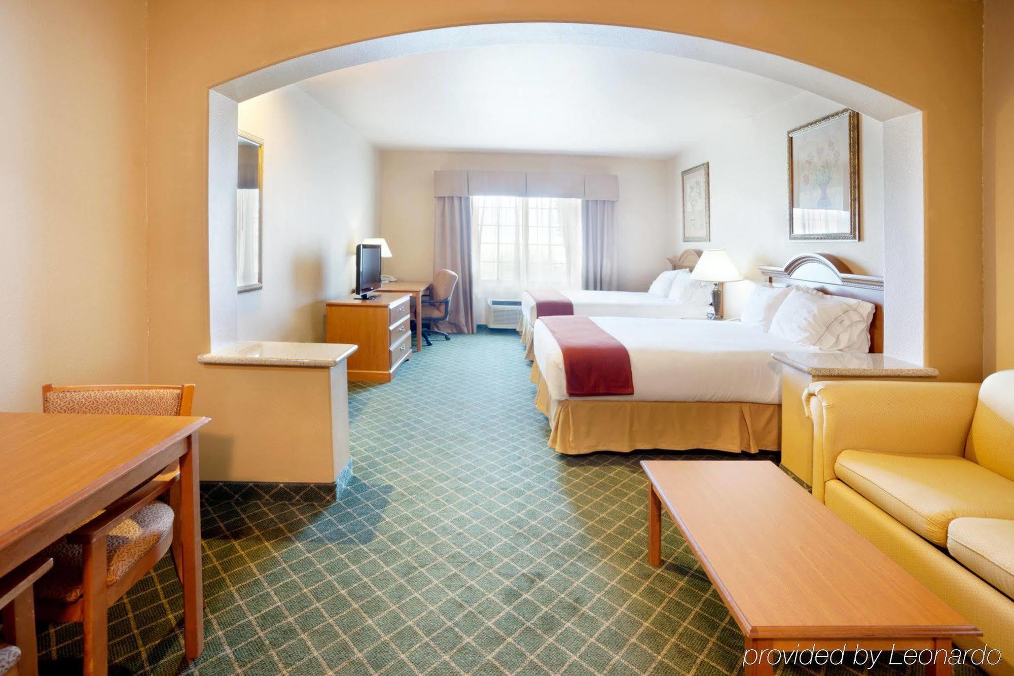 Holiday Inn Express Hotel And Suites Alice By Ihg Room photo